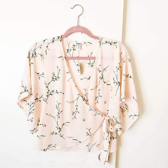 NWT Express Pink Floral Kimono Sleeve Wrap Blouse - Picture 1 of 4